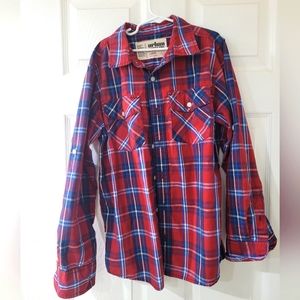 Urban Pipeline Boys large button up plaid shirt